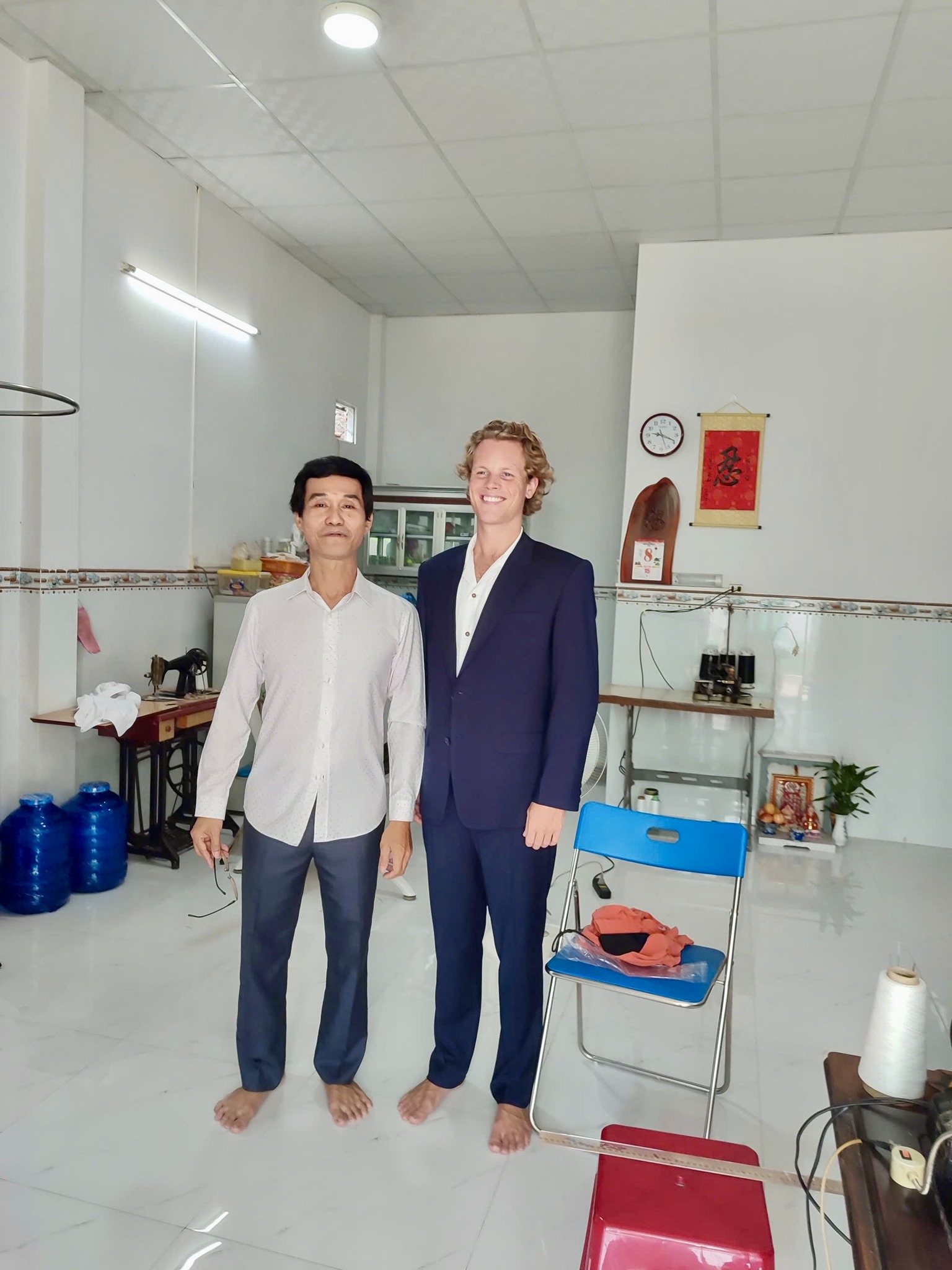 Xem ảnh  của khách hàng - Anh Tailor